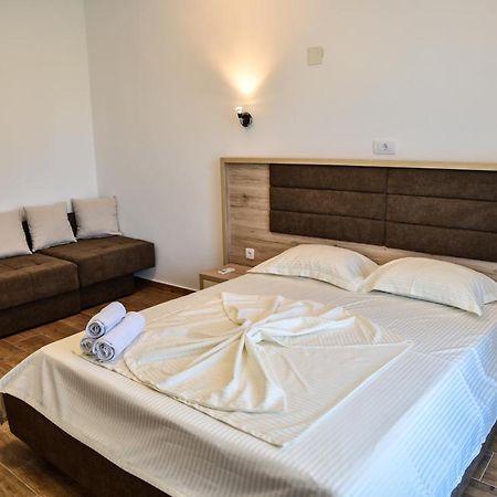 מלון אולסינץ' Casa Sinani מראה חיצוני תמונה